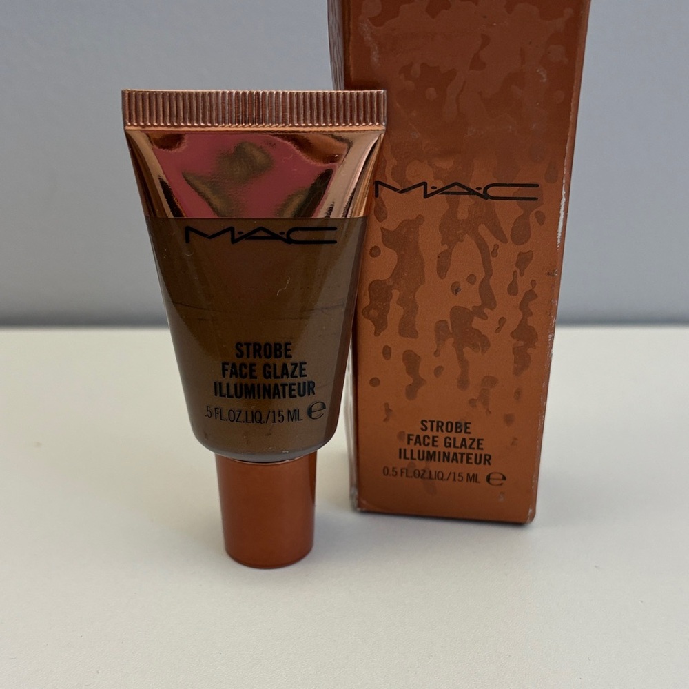 MAC Cosmetics Strobe Face Glaze - Radiant Bronze
